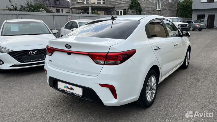 Kia Rio 1.6 AT, 2017, 200 000 км
