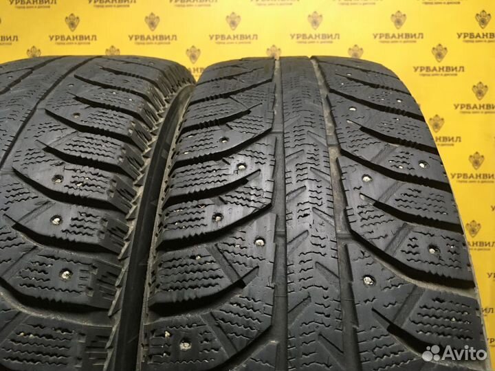 Bridgestone Ice Cruiser 7000 215/70 R16 100T