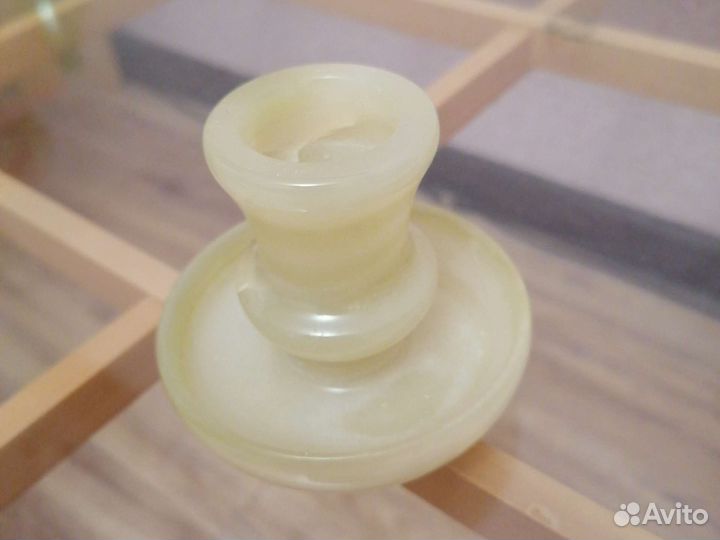 Подсвечник из оникса