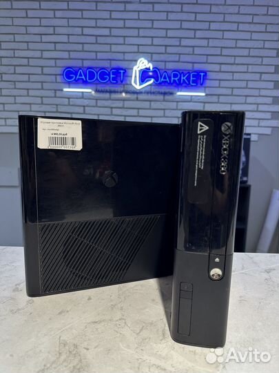 Игровая приставка Xbox 360 E