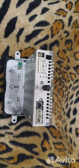 Штатная магнитола renault sandero 2