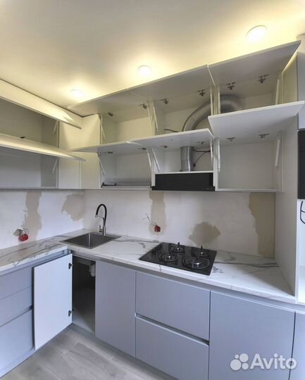 Кухонные гарнитуры