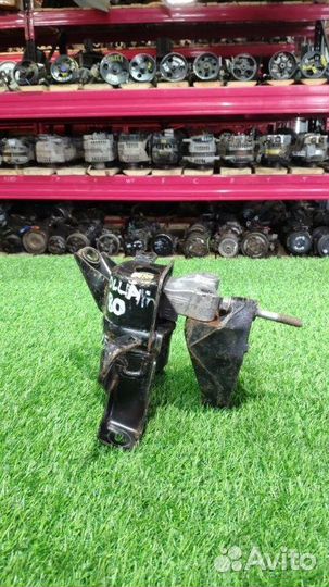 Опора Подушка двс Toyota Corolla E180 2012-2019