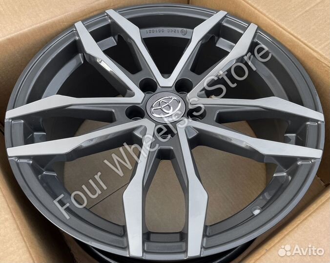 Диски Toyota Camry 70 R18