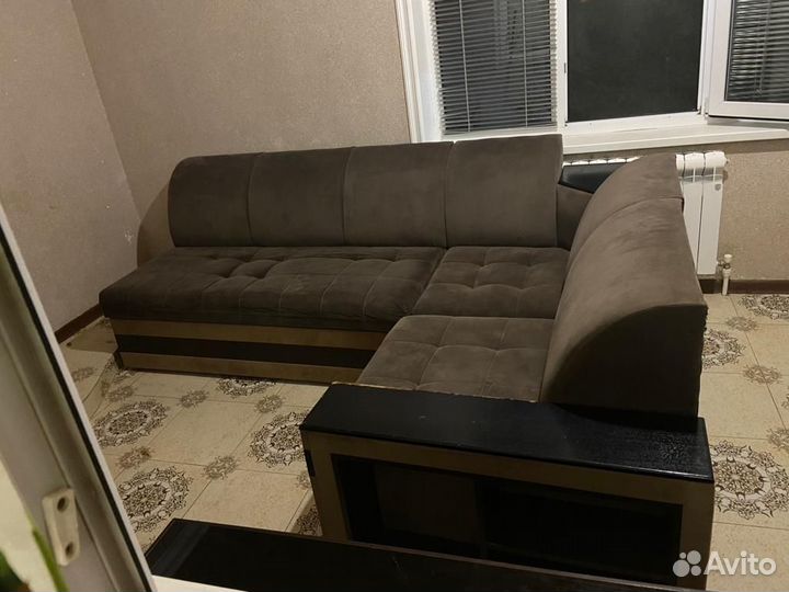 Угловой диван бу