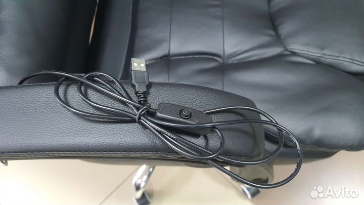 Кресло офисное черное