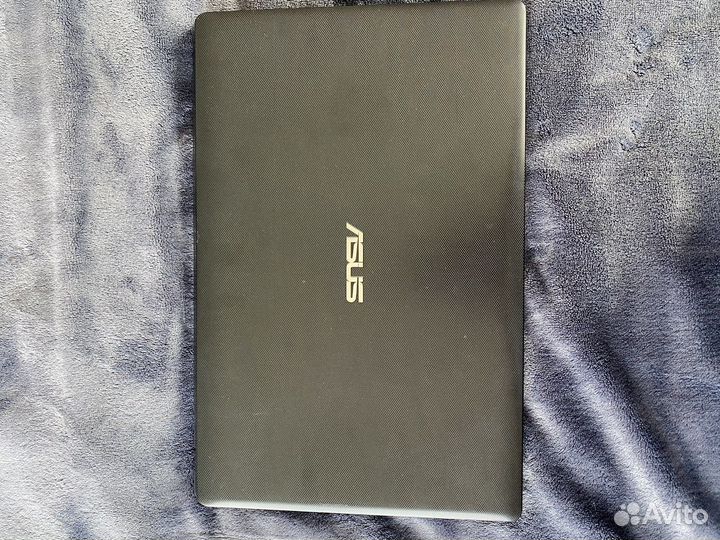 Ноутбук asus