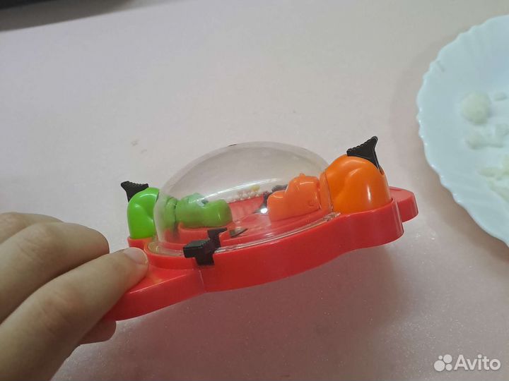 Игрушка из макдональса