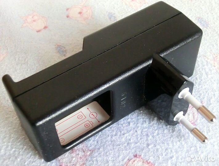 Зарядное устройство Vanson V-888N (новое)