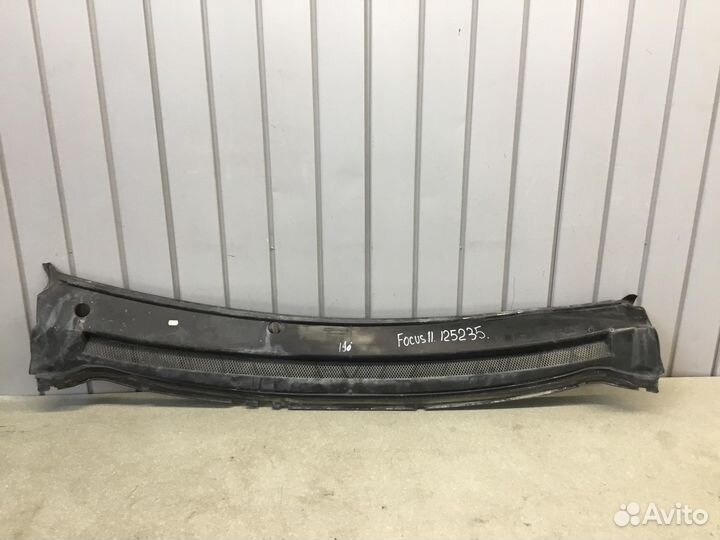 Решетка стеклоочистителей (жабо ) Ford Focus II 20