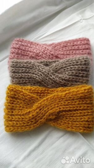 Повязка на голову вязаная