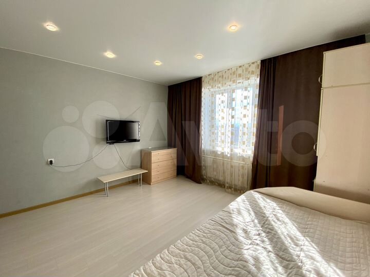 1-к. квартира, 40 м², 15/15 эт.