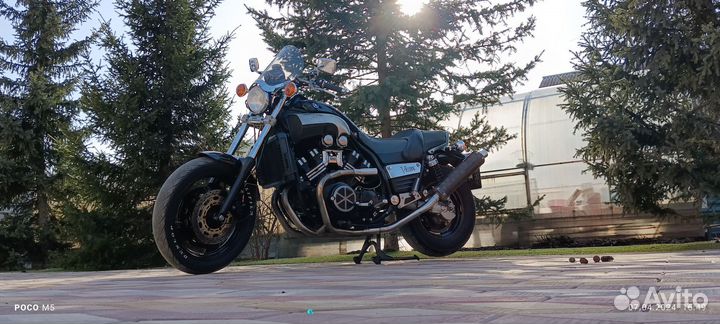 Yamaha V-Max 1200
