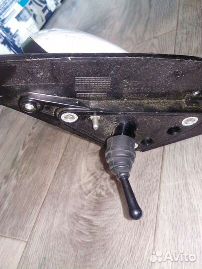 Боковое зеркало б/у на hyundai ай30