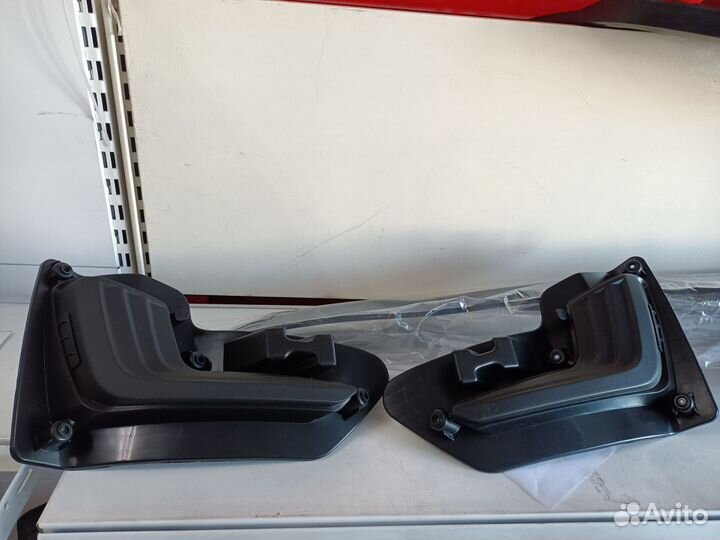 Заглушки в бампер Kia Rio 3