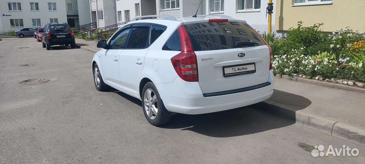 Kia Ceed 1.6 AT, 2009, 278 000 км