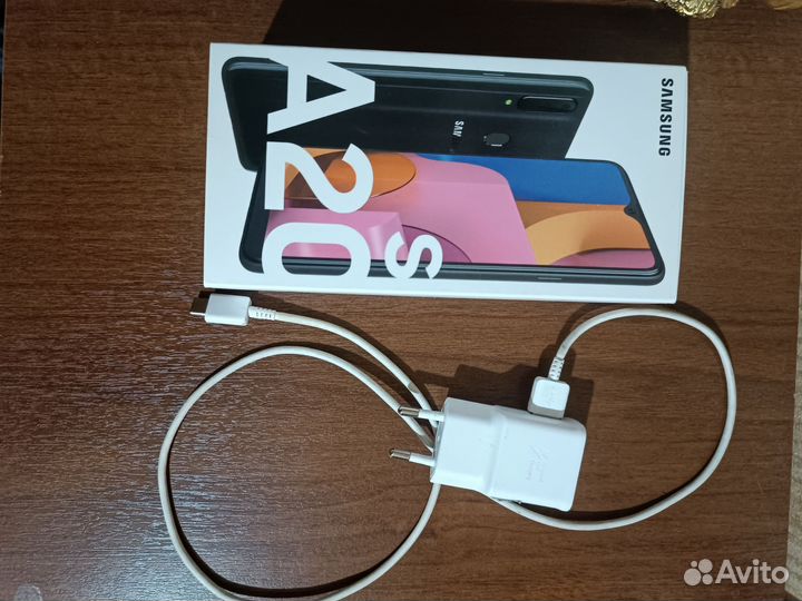 Samsung Galaxy A20s, 3/32 ГБ