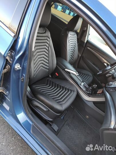 Автомобильные чехлы Volkswagen Polo