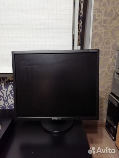 Монитор samsung VGA 16х16