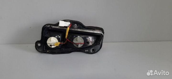 Фонарь задний в бампер правый Hyundai Elantra XD 2