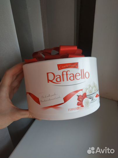 Коробка круглая от Рафаэлло новая