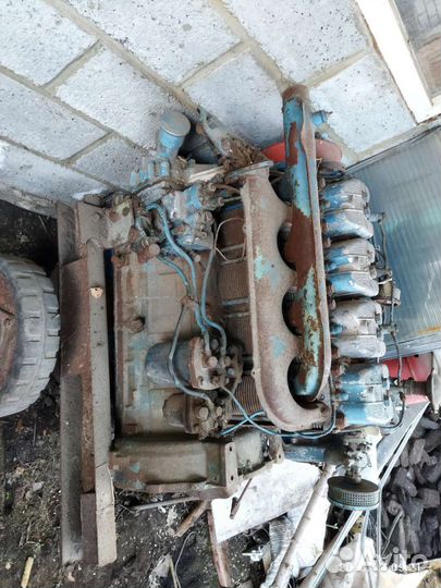 Двигатель т40