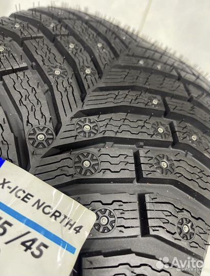 Michelin X-Ice North 4 SUV 245/45 R20 и 275/40 R20