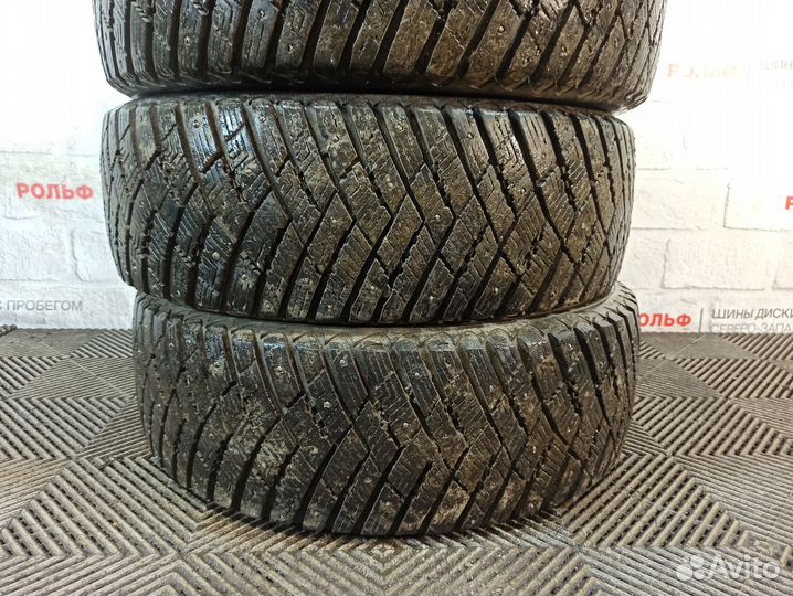 Goodyear UltraGrip Ice 235/55 R19 105T