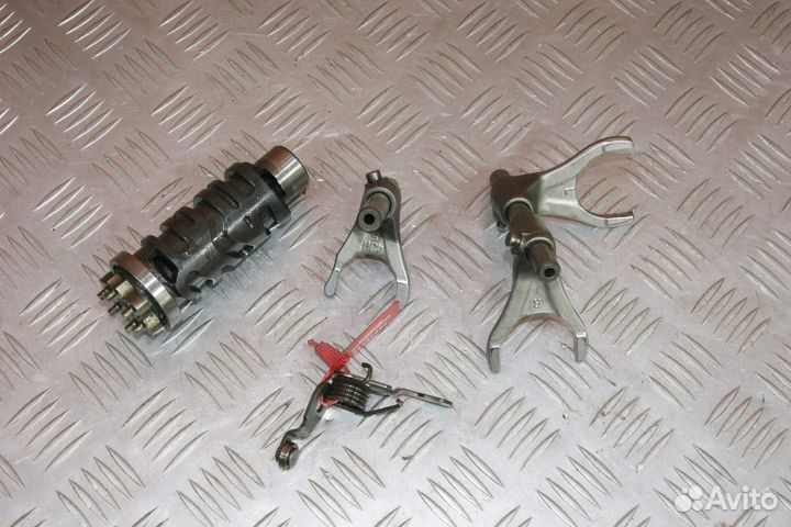 Вал копирный с вилками Yamaha FZ400