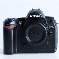 Nikon D70s body