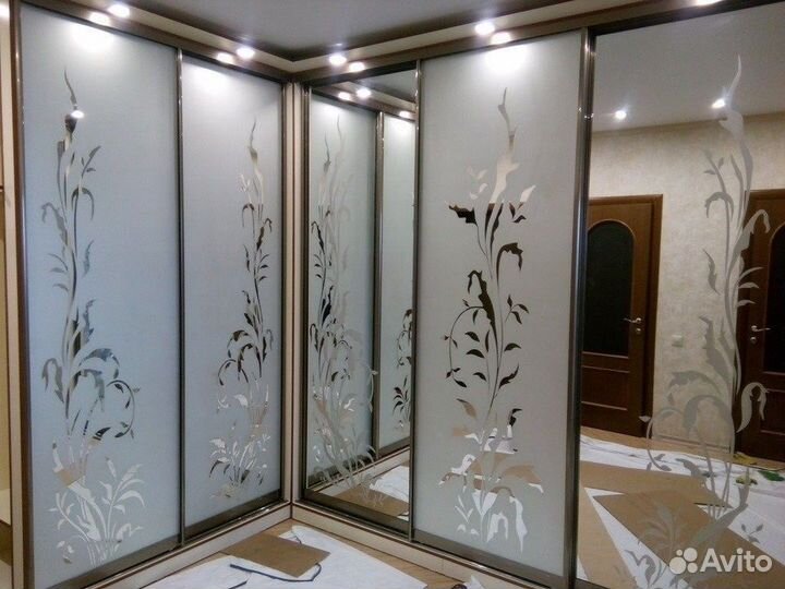 Зеркало с рисунком 900 х 550