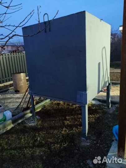 Емкость бак 2,9 m3