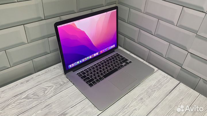 MacBook Pro 15“ 2015 — i7, 16/256, 77 циклов