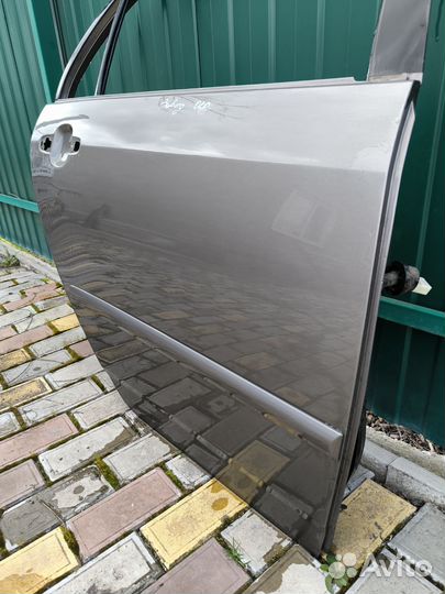 Toyota corolla 130 120 2003 дверь задняя правая