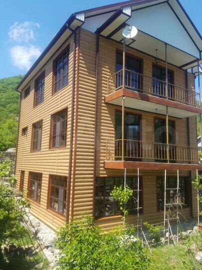 Дом 297 м² на участке 6 сот.