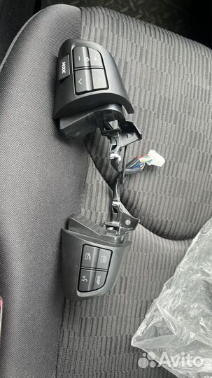 Кнопки на руль toyota corolla 150