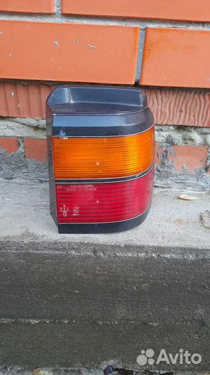 Фанарь правый внешний Volkswagen Passad