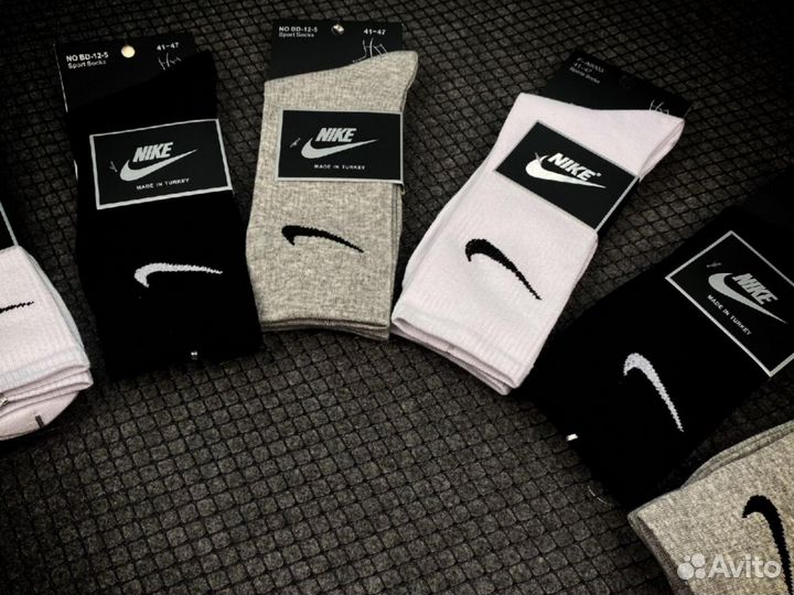 Носки Nike высокие белые