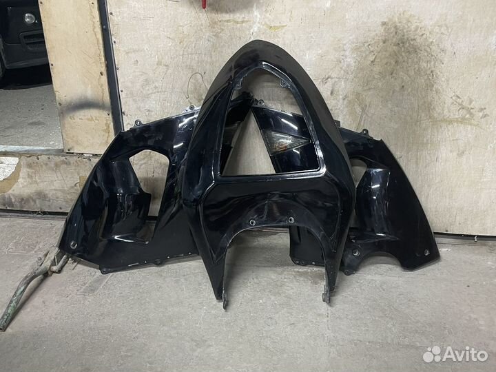 Kawasaki zx6r пластик 2005