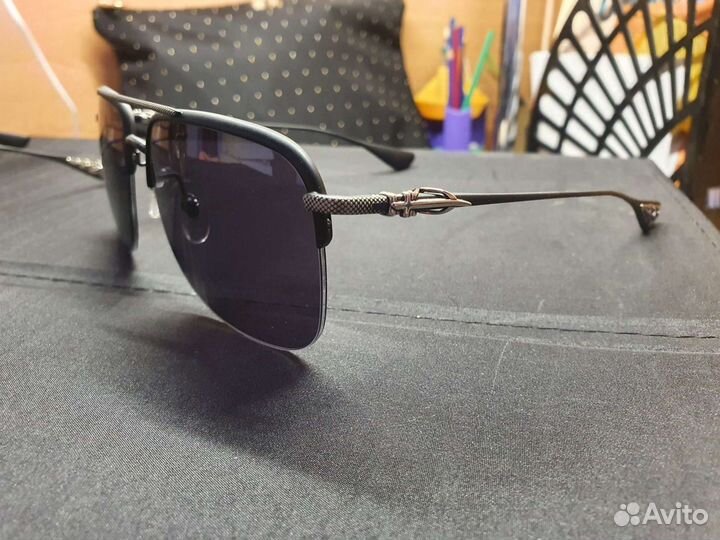 Очки солнцезащитные chrome hearts