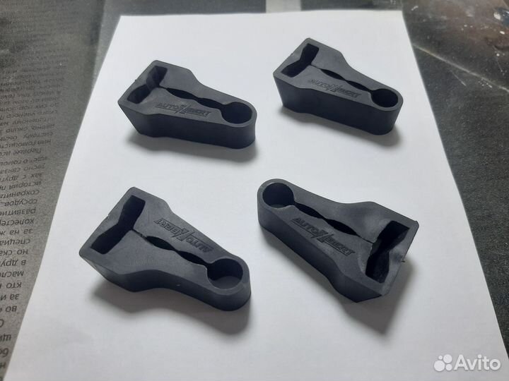 Демпферы замков дверей Opel Astra J