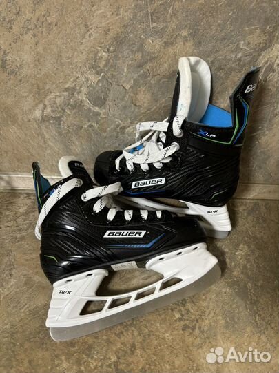 Детские коньки Bauer размер Y13