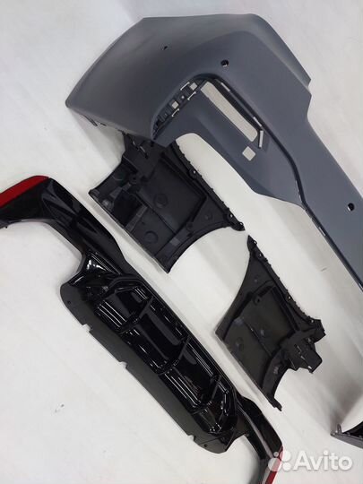 BMW G30 задний бампер М5 М пакет с диффузором