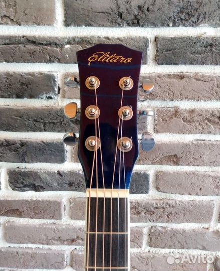 Гитара акустика