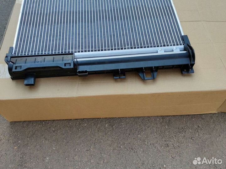 Радиатор кондиционера Мерседес w117 w176 w156 w246