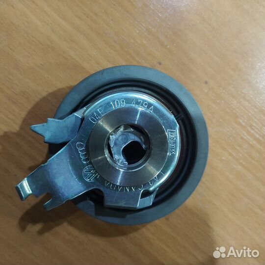 Ролик ремня грм натяжной vag 04E109479A