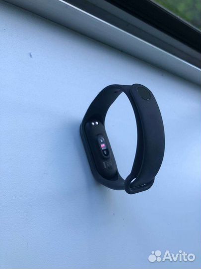 Умный браслет Xiaomi Mi Smart Band 4 NFC