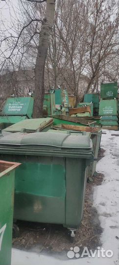 Мусорные контейнер-бак