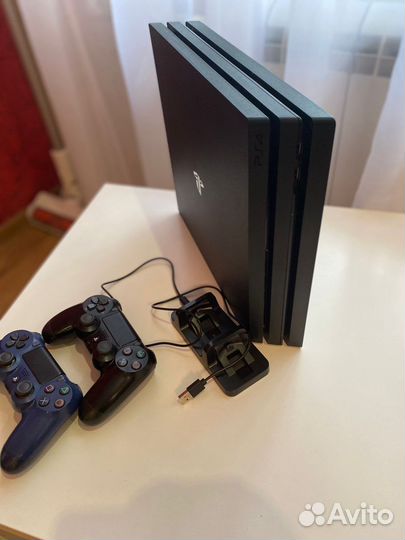 Sony PS4 pro 1tb (CUH-7208B)