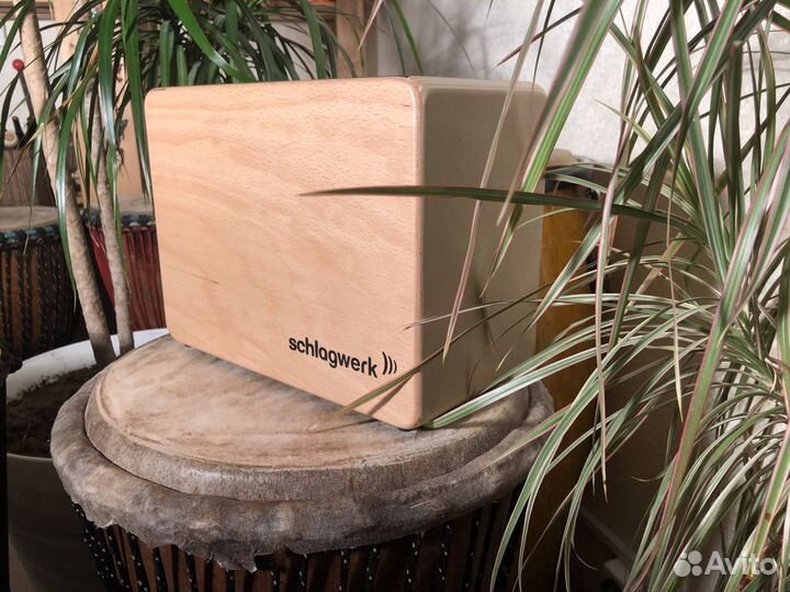 Компактный кахон с басом Shlagwerk Германия